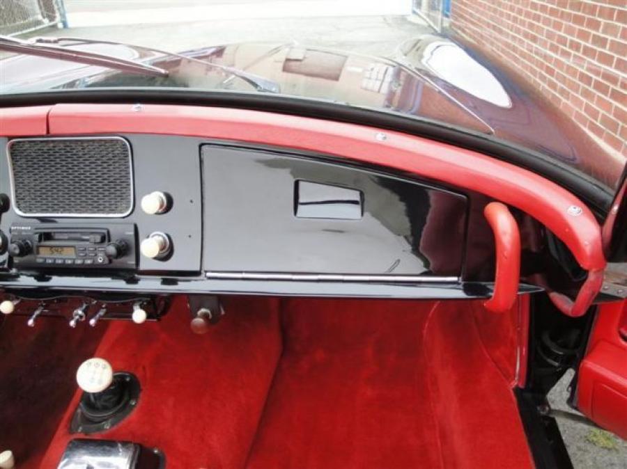 Детали интерьера BMW 507 (Series II) 1957 года  (фото 116 из 177)